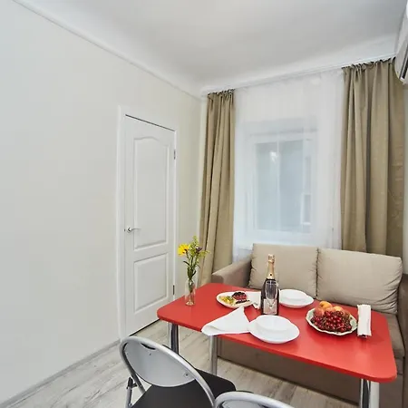Apartment In The Very Center Of Odessa Exterior photo
